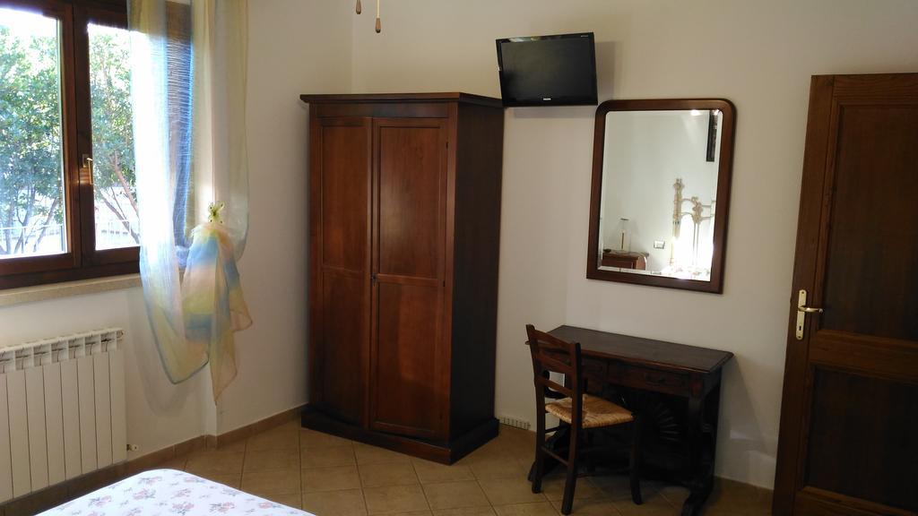 Villa San Nicola B&B 폴로니카 객실 사진
